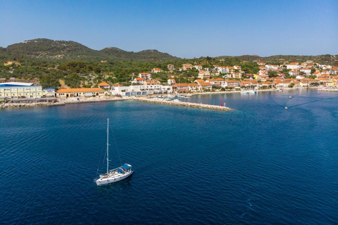 Maiora Luxury Island Suites Sali Buitenkant foto