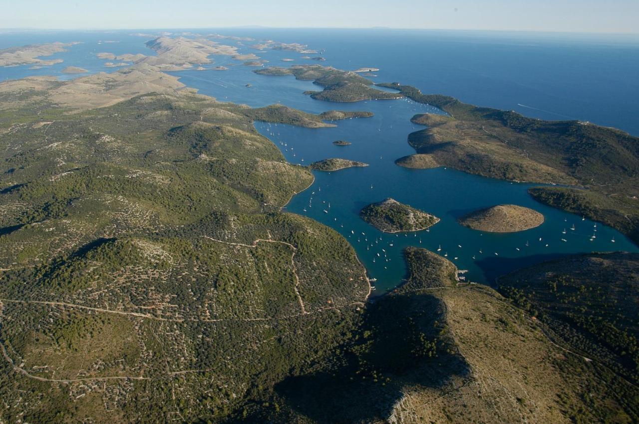 Maiora Luxury Island Suites Sali Buitenkant foto